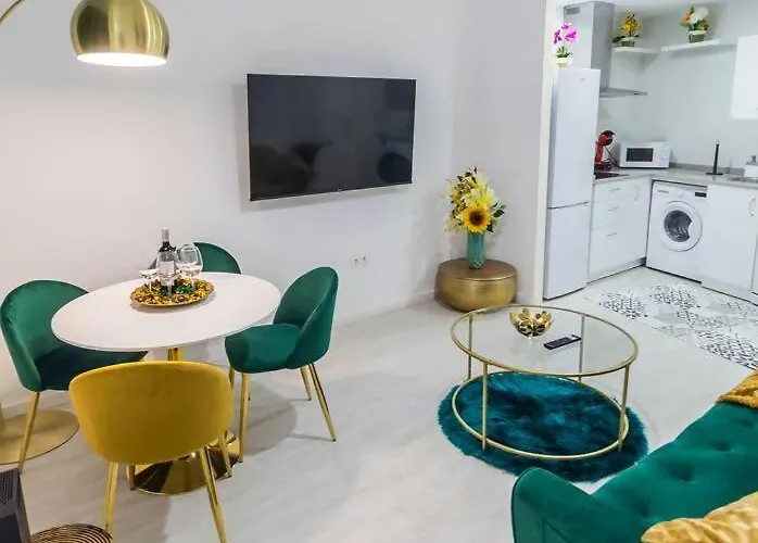 Sh Rujacor Mare. Chic En La Vina * Cadice