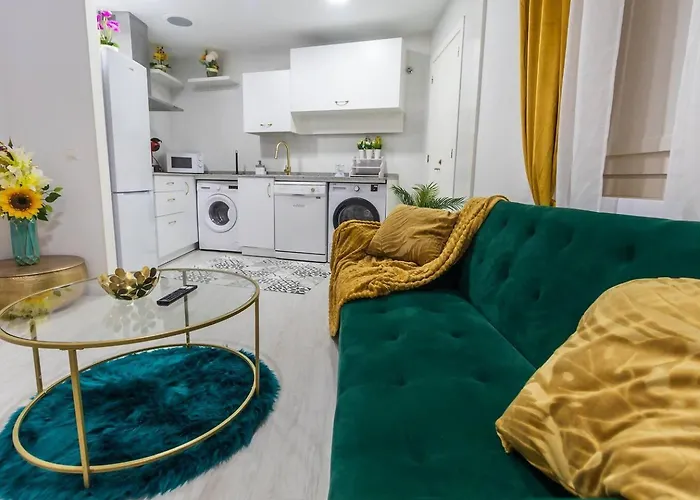 Sh Rujacor Mare. Chic En La Vina * Кадис